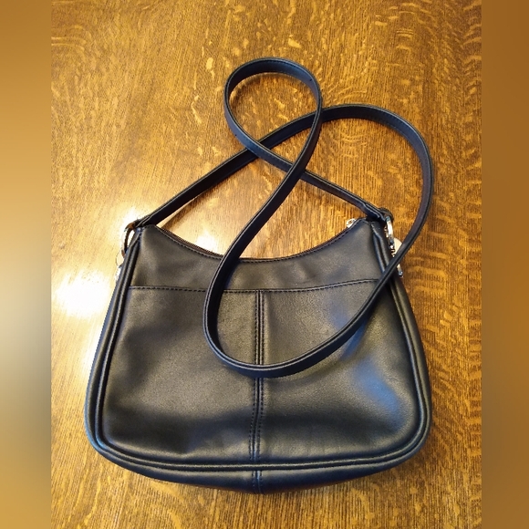 Worthington Black Zippered Leather Shoulder Bag - Picture 1 of 6